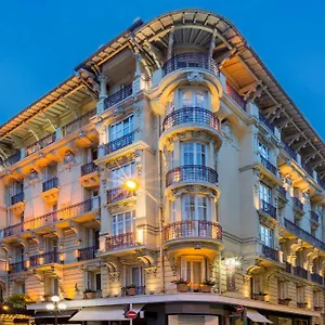 Best Western Plus Massena Otel